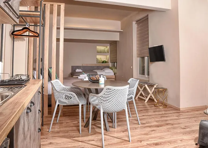 Wisdom Residence Luxury Apartments At Plaka