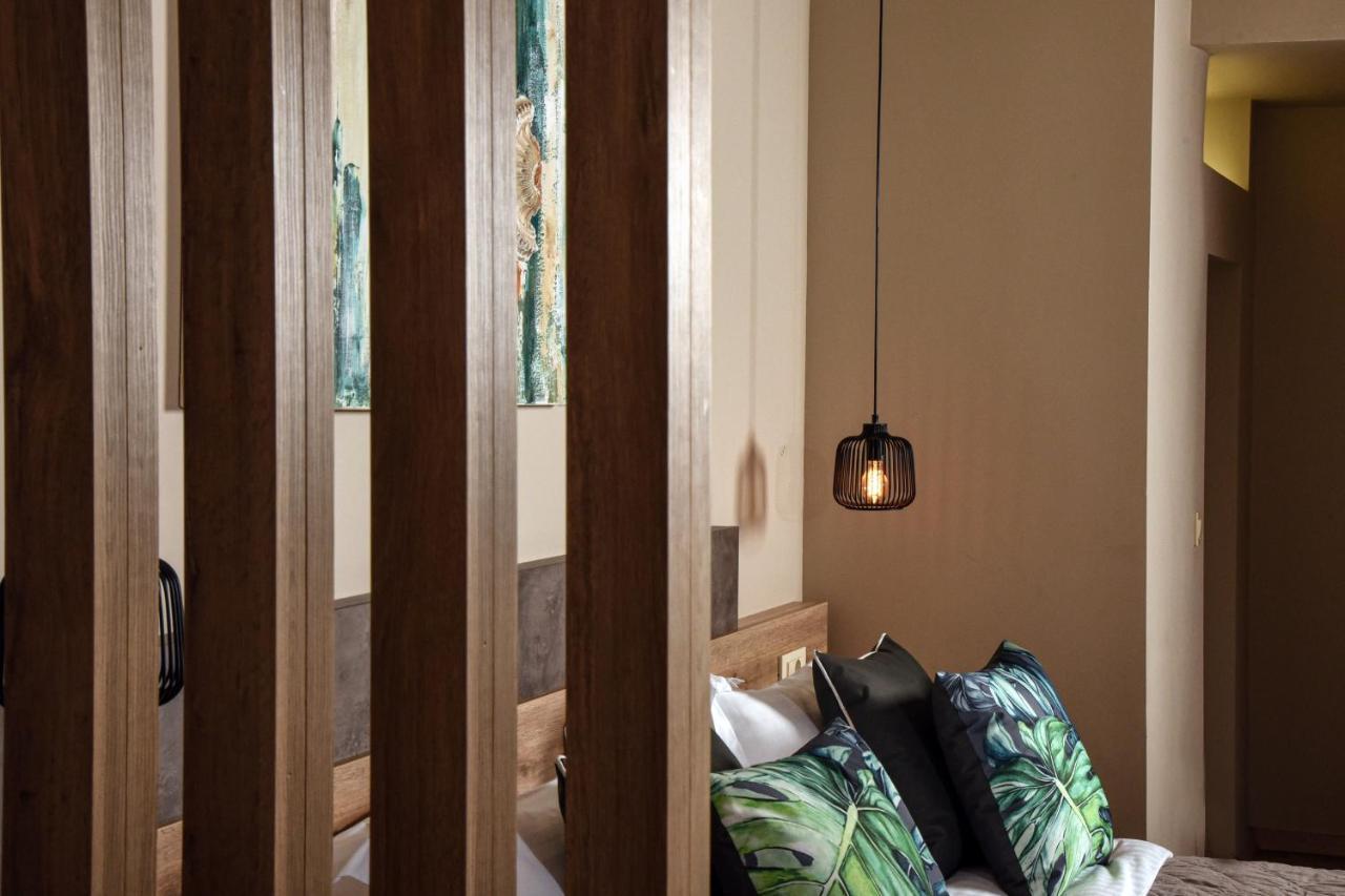 Wisdom Luxury At Plaka *