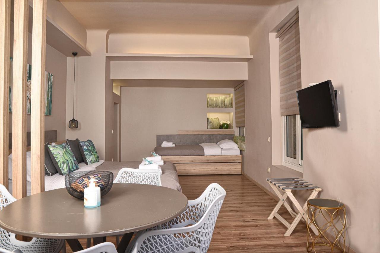 Wisdom Luxury At Plaka Apartment *