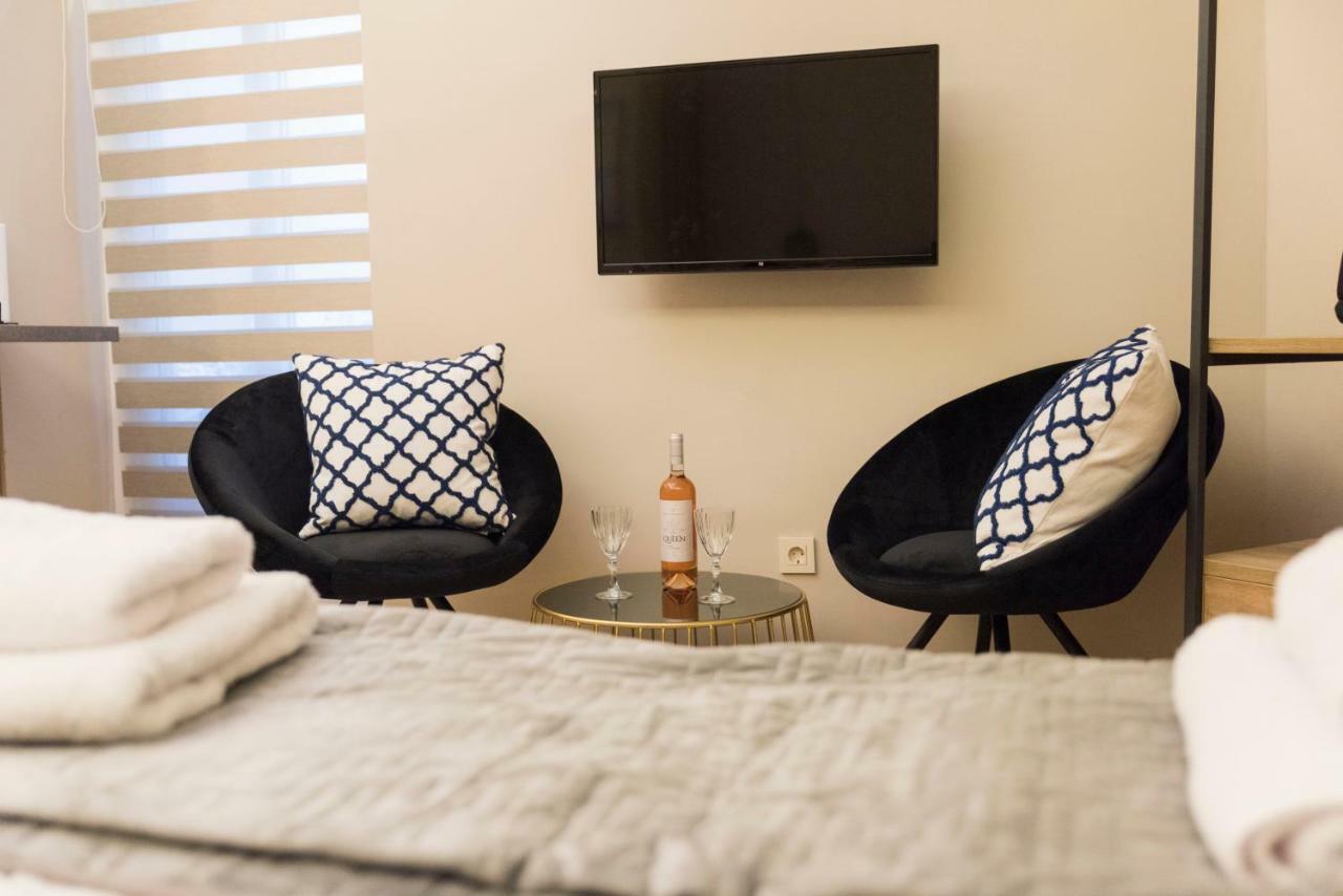 Wisdom Luxury At Plaka Apartment *