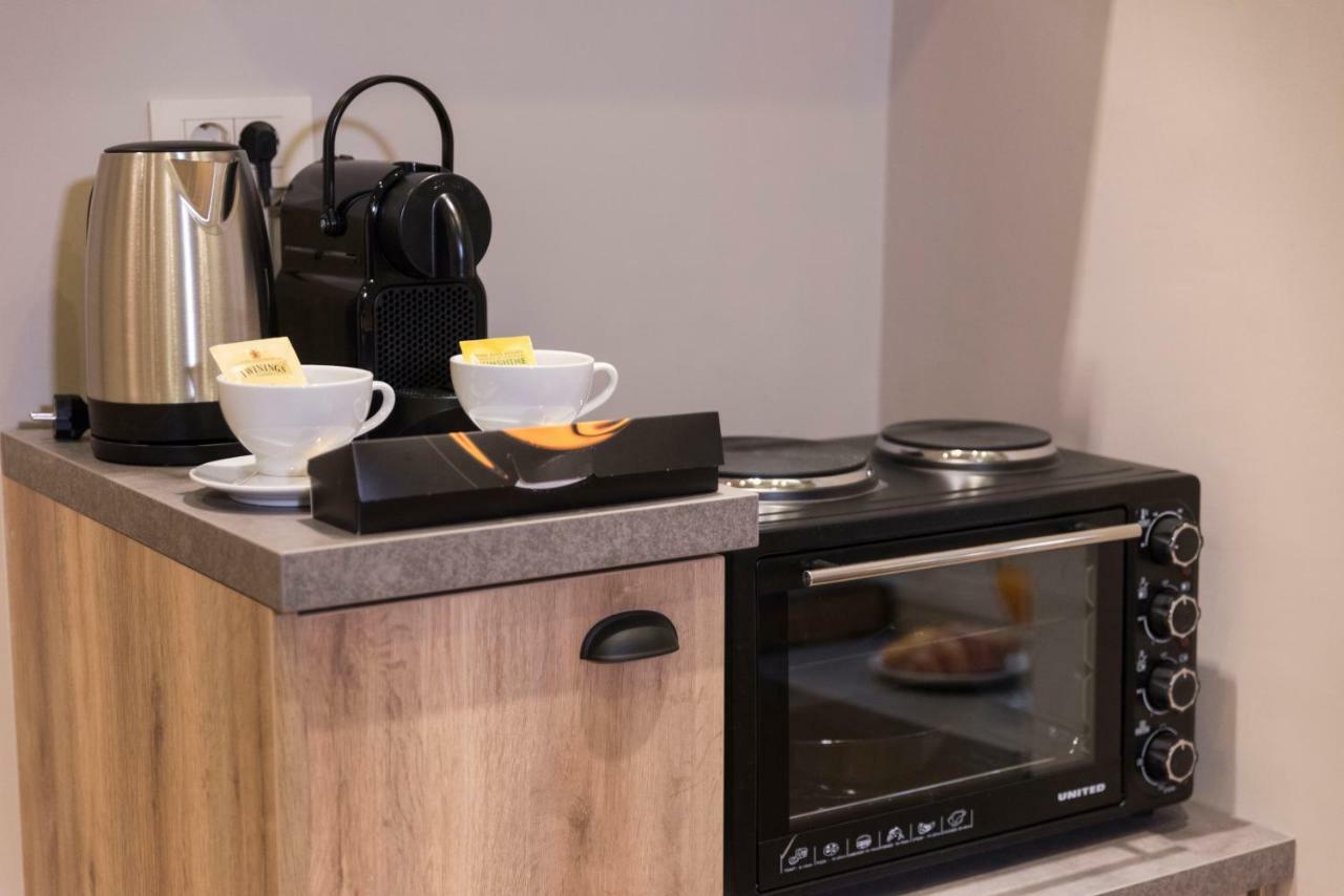 Wisdom Luxury At Plaka Apartment
